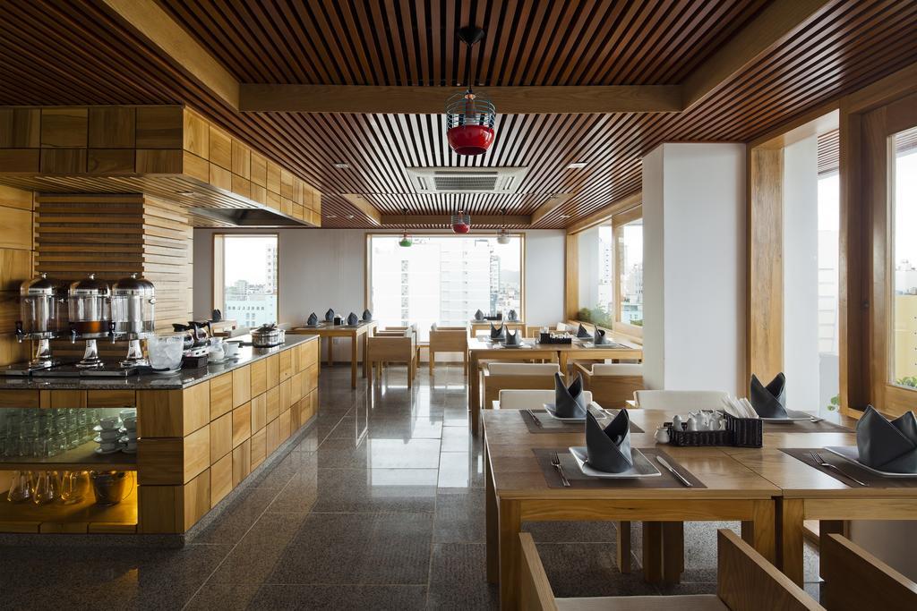Golden Holiday Hotel Nha Trang Exterior photo