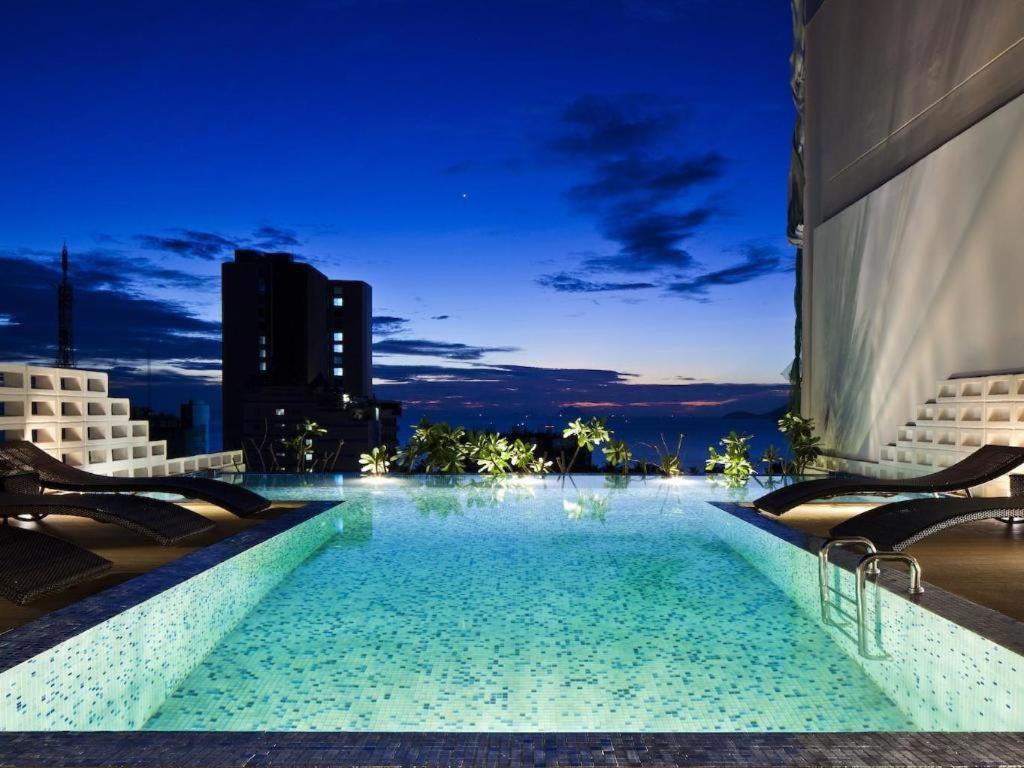 Golden Holiday Hotel Nha Trang Exterior photo